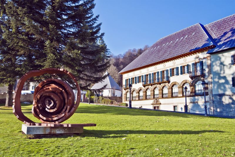 Estela del Camino, Roncesvalles