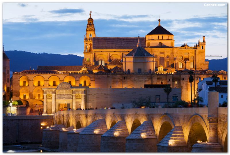 Puente romano y Mezquita-Catedral, Córdoba