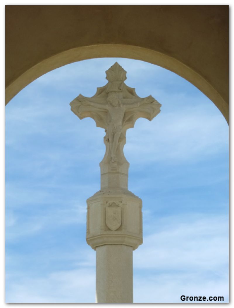Creu de la Vall, en la salida de Batea
