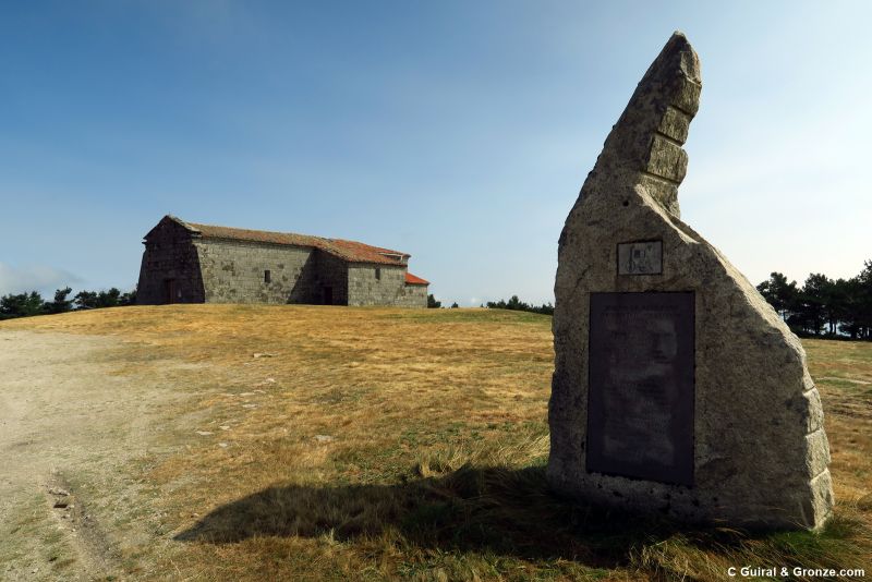 La ermita do Faro, el punto más alto del Camino de Invierno