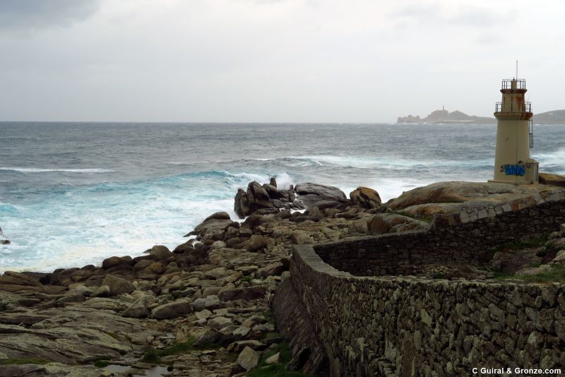 Faro en la punta de la Barca, Muxía Faro en la punta de la Barca, Muxía