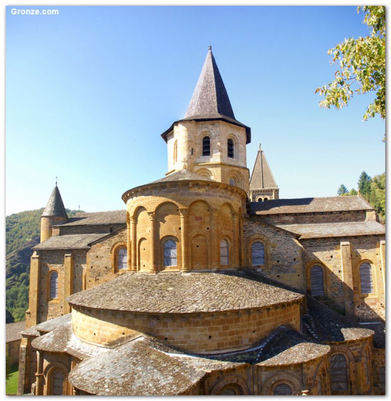 Abadía de Sainte-Foy de Conques, Camino de Le Puy