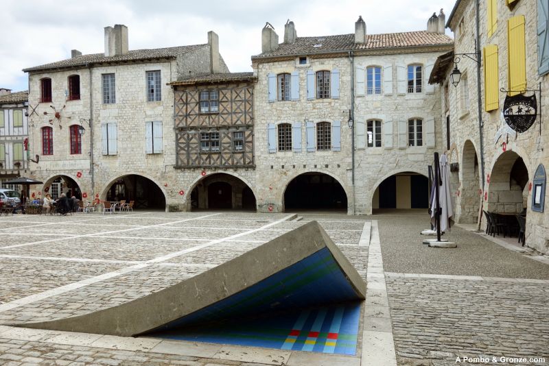 Place des Cornières, Lauzerte Place des Cornières, Lauzerte