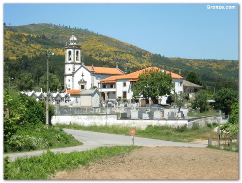 Iglesia de Vitorino dos Piães