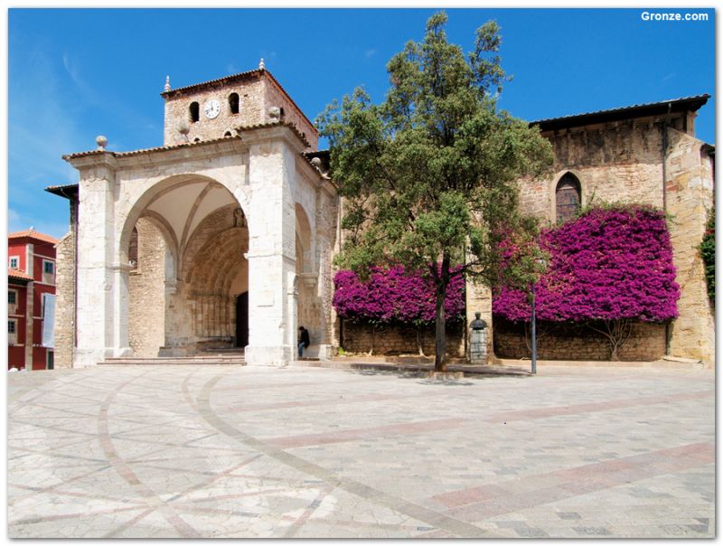 Iglesia de Santa María del Conceyu, Llanes