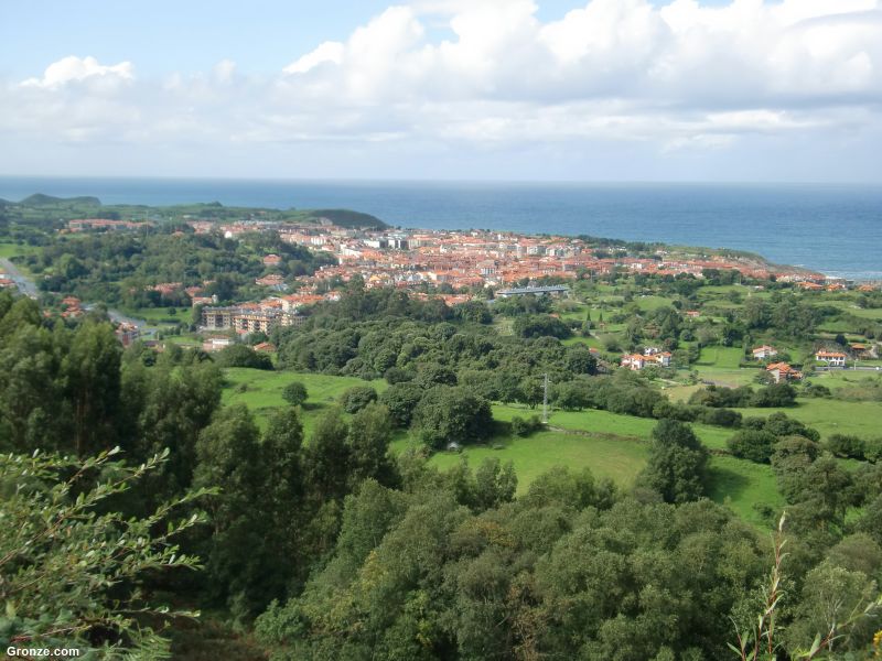 Llanes desde el Camino del Norte