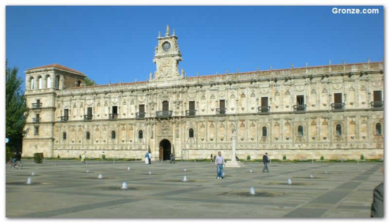 Monasterio de San Marcos, León Monasterio de San Marcos, León