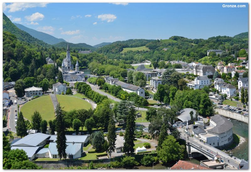 Lourdes Lourdes