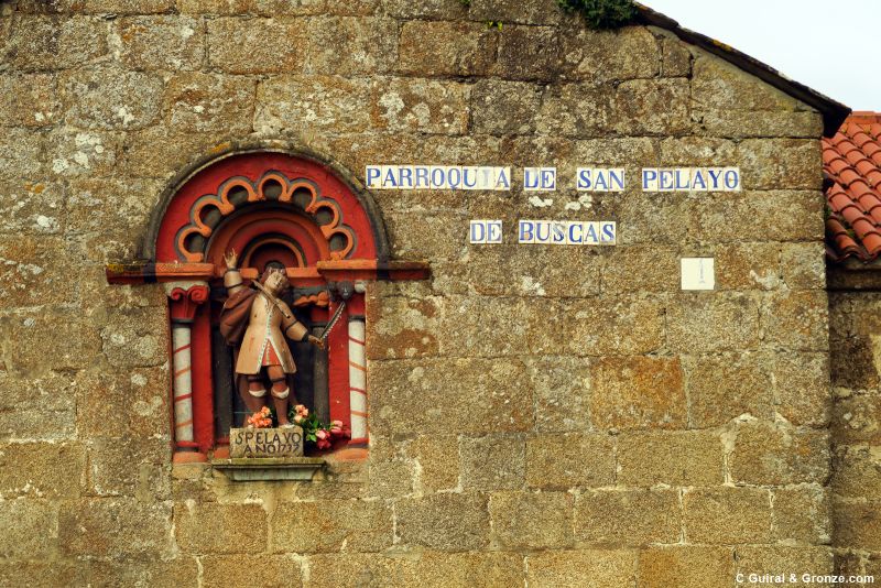 Imagen de San Paio degollado en la iglesia de A Rúa