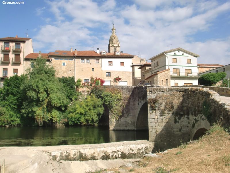 Puente medieval sobre el río Zadorra, La Puebla de Arganzón