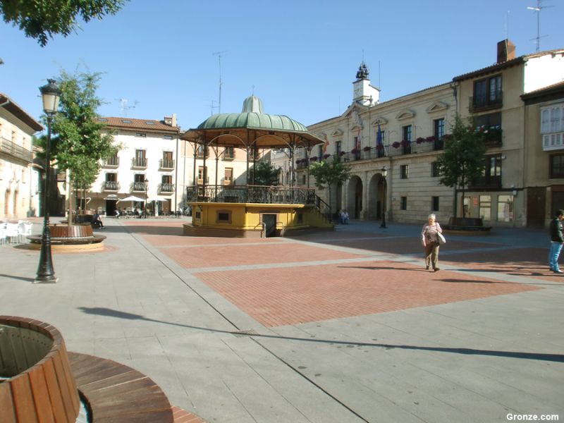 Plaza de España y Ayuntamiento, Miranda de Ebro