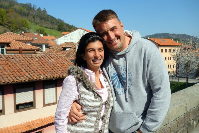Patri y Xavi, propietarios de Casa Sueño (Salas, Camino Primitivo)