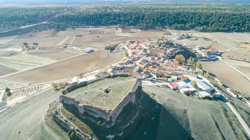 Monteagudo de las Salinas (Foto: Luis dBP, Wikipedia)