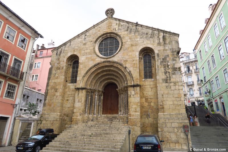 Iglesia de São Tiago en Coimbra