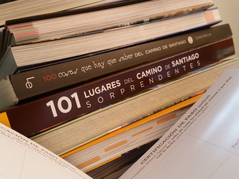 De peregrino a peregrino: 201 recomendaciones para el Camino. Dos libros ideales para principiantes y para caminantes empedernidos.