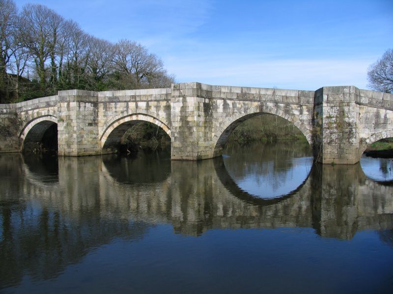 La ponte de Brandomil (Zas), paso histórico del camino directo a Muxía.
