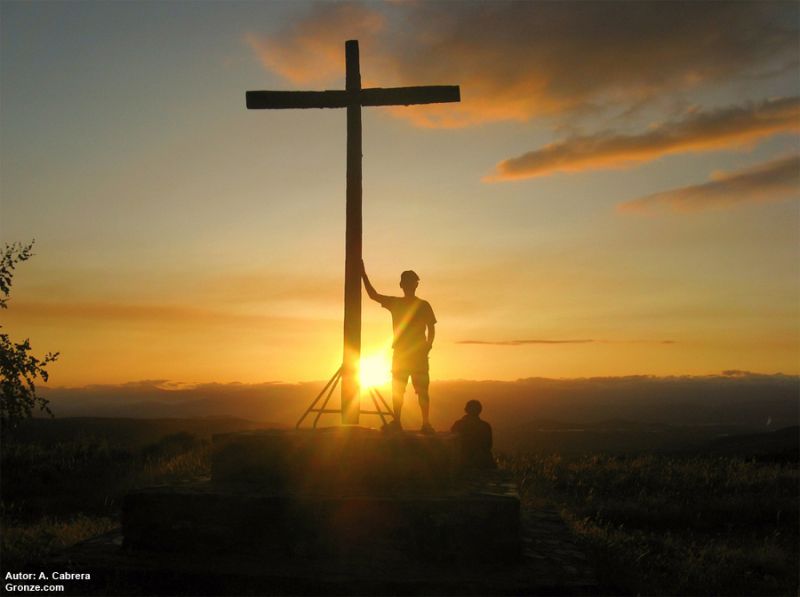 Atardecer en El Acebo, Montes de León (Foto: Alberto Cabrera)