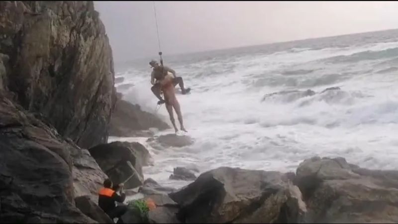 Rescate del peregrino estadounidense el pasado 15 de mayo (fuente: La Voz de Galicia).