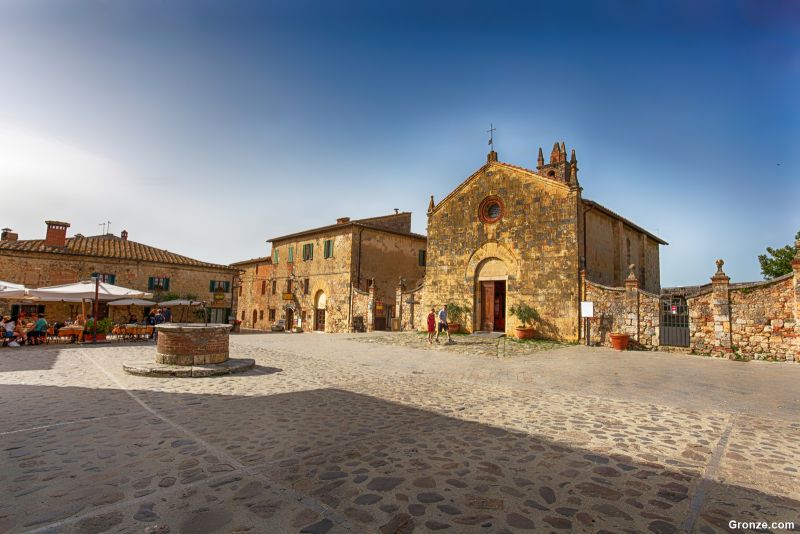 Centro de Monteriggioni Centro de Monteriggioni