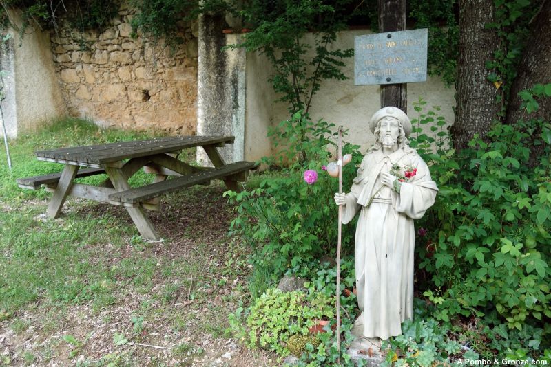 Estatua de Saint-Jacques, Montesquiou Estatua de Saint-Jacques, Montesquiou