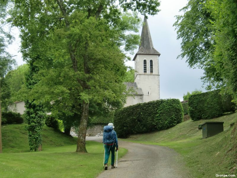Peregrina llegando a Montsérié