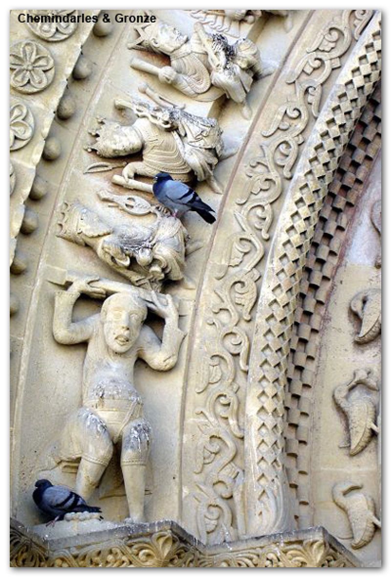 Detalle de la iglesia de Sainte Foy, Morlaàs Detalle de la iglesia de Sainte Foy, Morlaàs