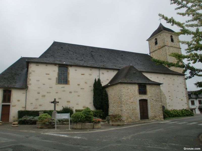 Iglesia de Moumour