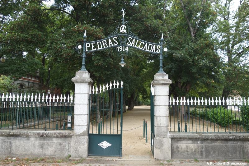 Entrada al parque termal, Pedras Salgadas