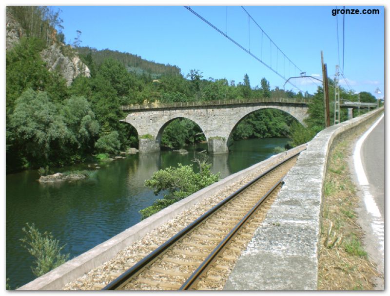 Puente sobre el río Nalón, Peñaflor