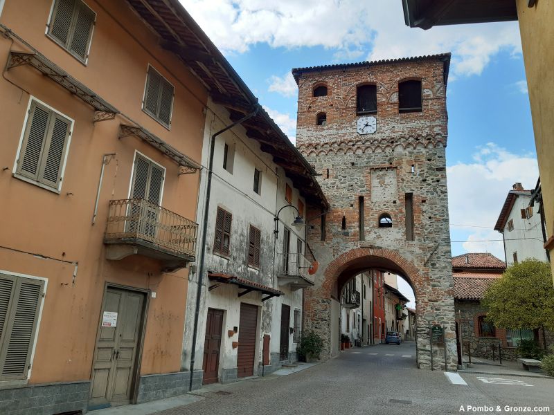 Torre del reloj, Piverone Torre del reloj, Piverone