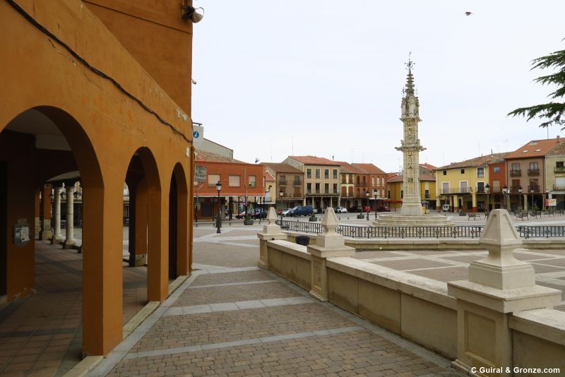 Plaza Mayor de Villalón de Campos