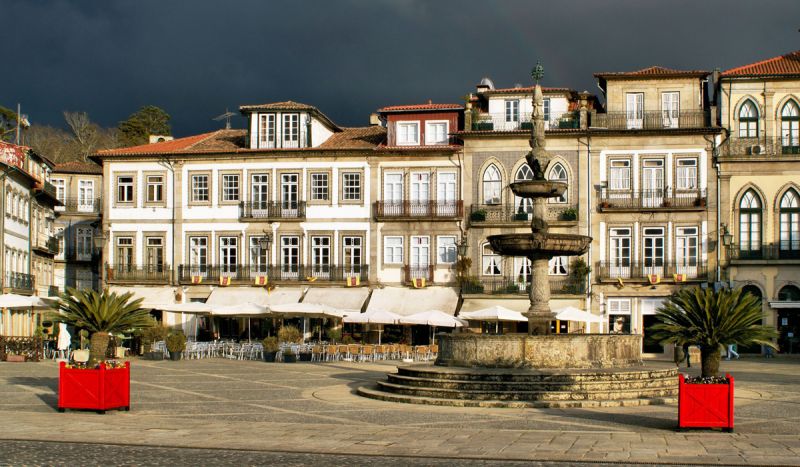 Plaza Largo de Camões
