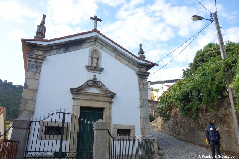 Capilla da Senhora da Ajuda, Relvas