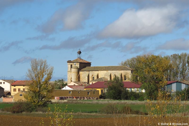 Iglesia de Requena de Campos