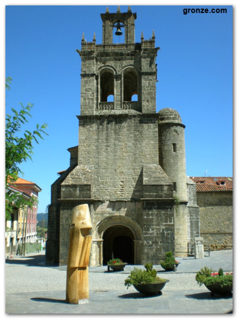 Iglesia de Santa María La Mayor, Salas