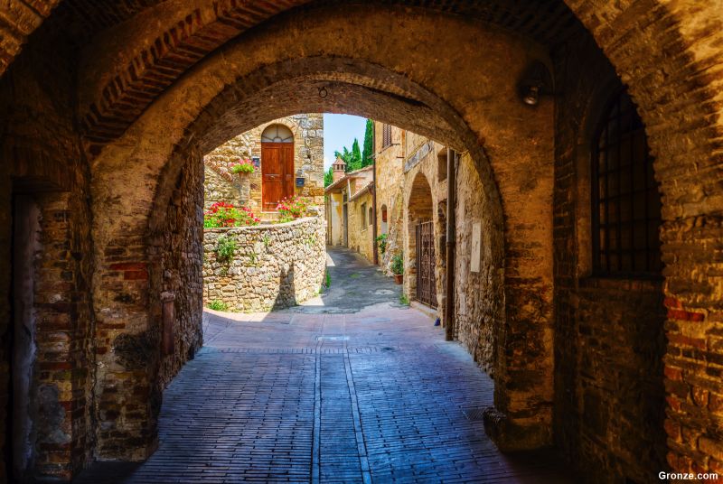 Calle de San Gimignano Calle de San Gimignano