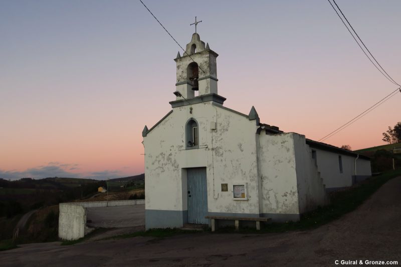 Iglesia de San Xoan Degolado en Vilamartín Pequeno
