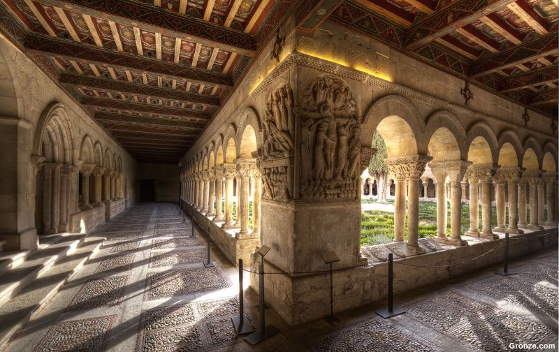 Claustro del Monasterio de Santo Domingo de Silos