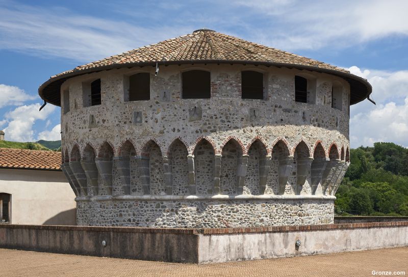 Fortezza di Sarzanello Fortezza di Sarzanello
