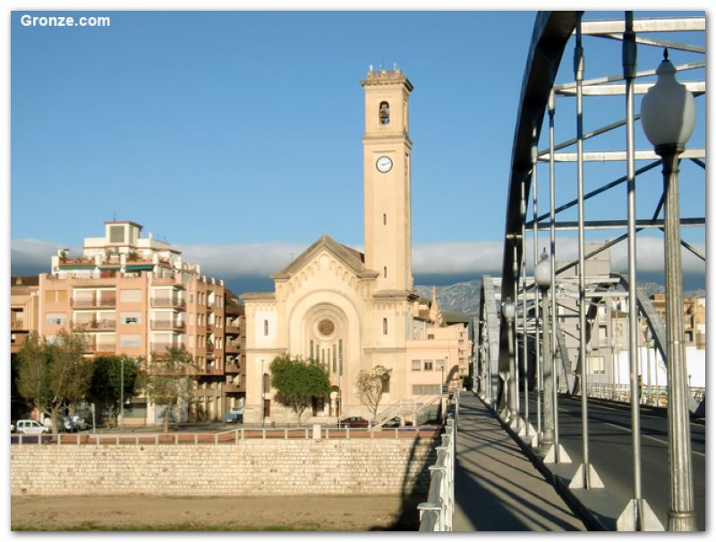 Puente del Ebro y la Iglesia del Roser, Tortosa