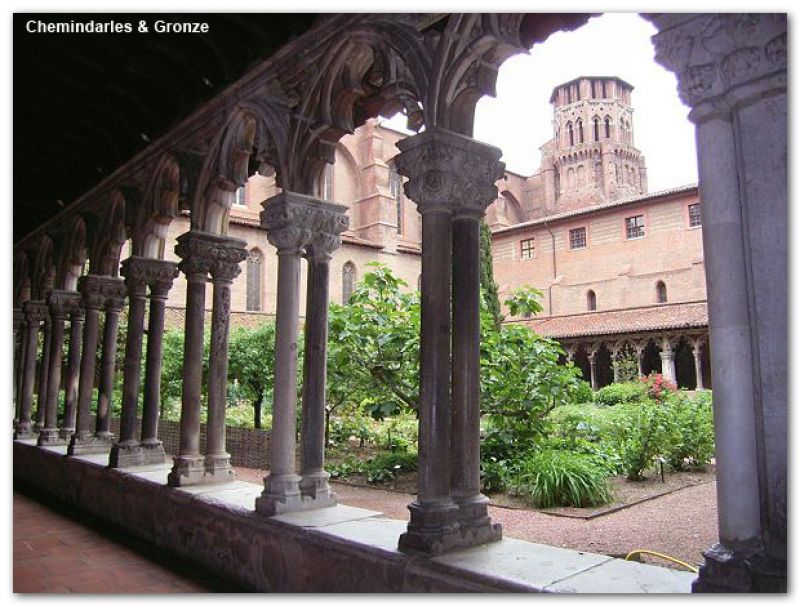 Claustro del convento des Augustins, Toulouse Claustro del convento des Augustins, Toulouse