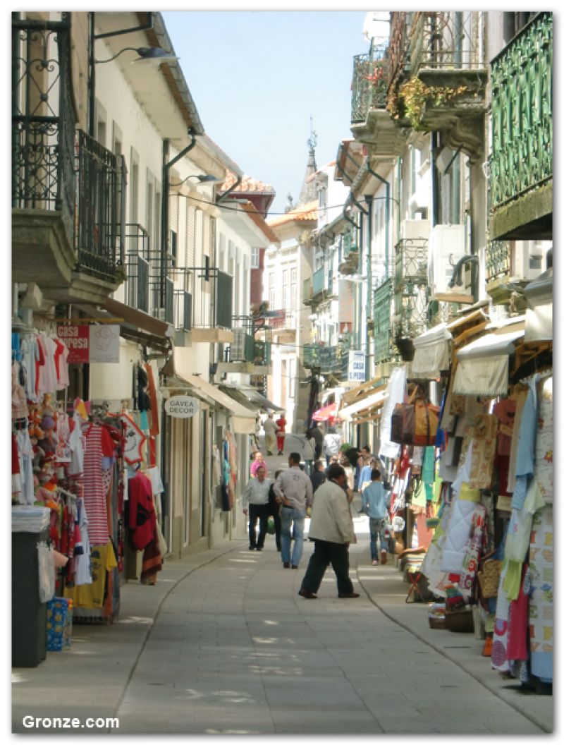 Calle comercial de Valença do Minho