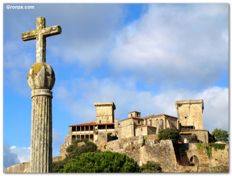 Castillo de Monterei, Verín (variante)