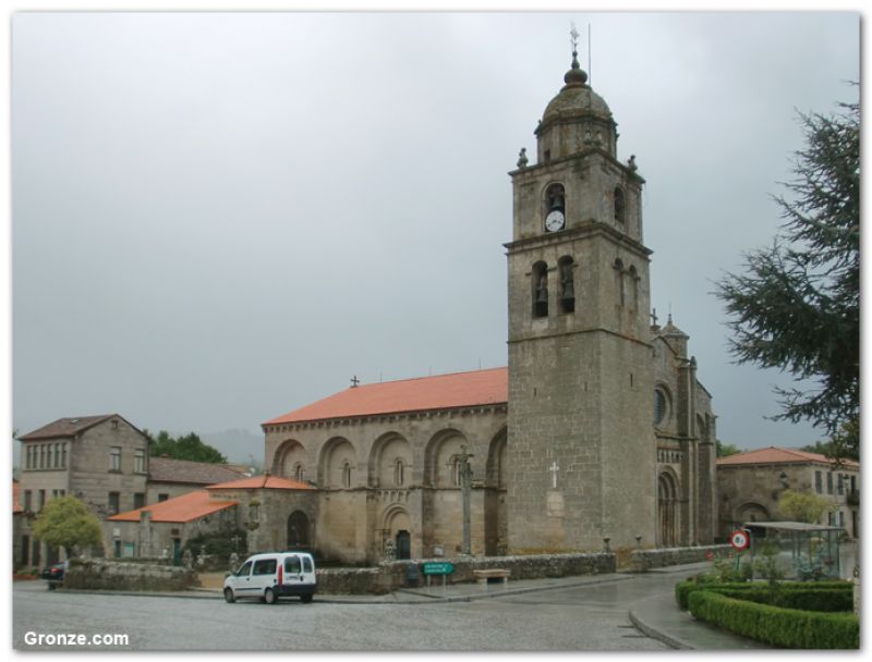Colegiata de Santa María la Real, Xunqueira de Ambía